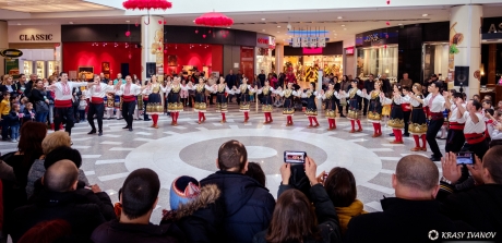 Once again, a celebration with the longest circle dance on the occasion of the Third of March