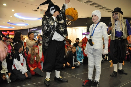 Nearly 500 participants took part in the thematic competition during the City Halloween Parade in Mall Varna